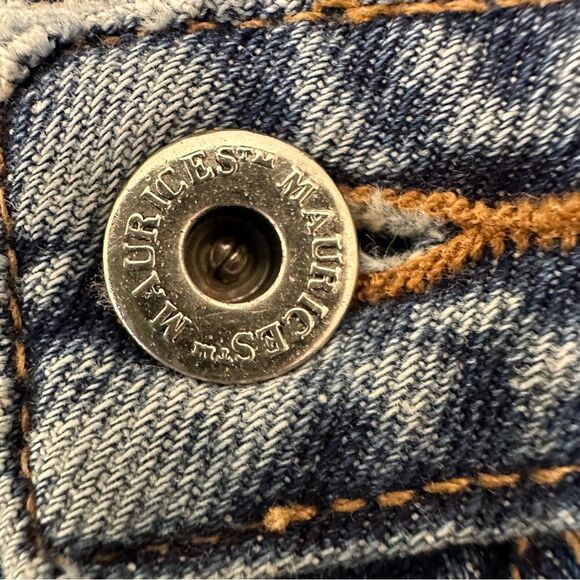 Maurices 5/6 women’s low rise flare jeans - Picture 11 of 11